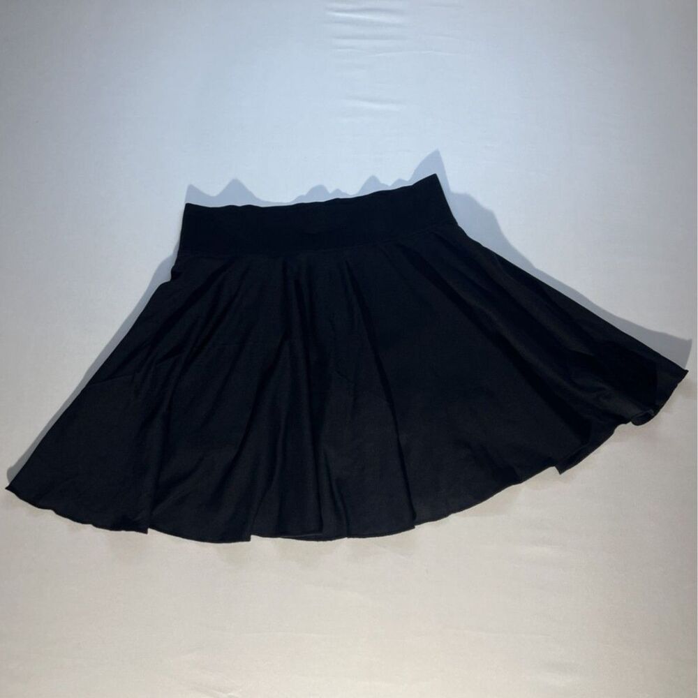 OQQ Black High Waist Athletic Skort Size L